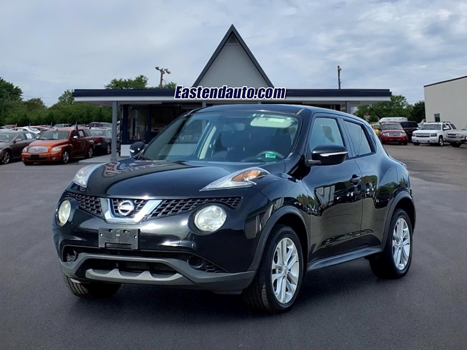 2015 NISSAN Juke