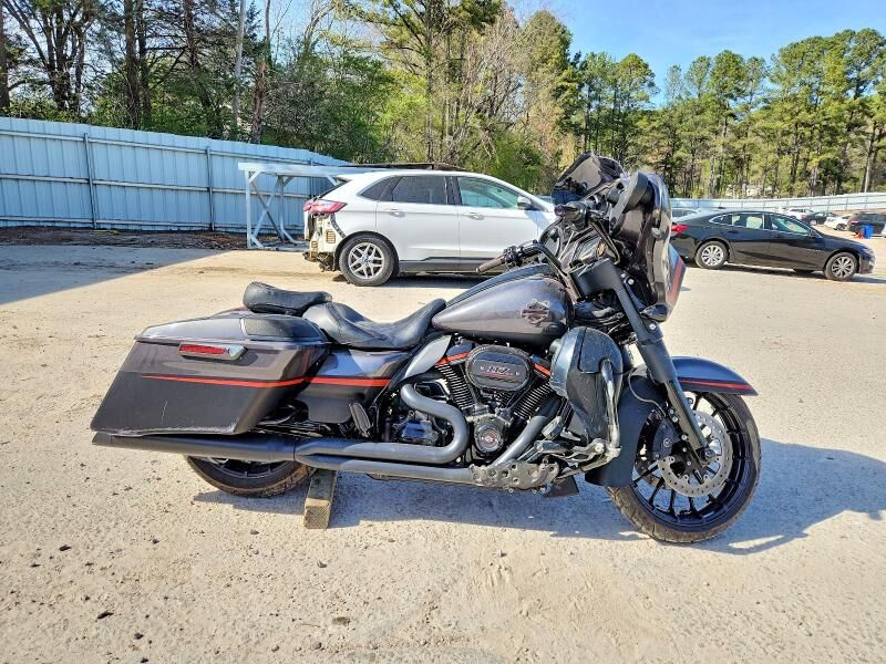 2018 HARLEY DAVIDSON FLHXSE / CVO Street Glide