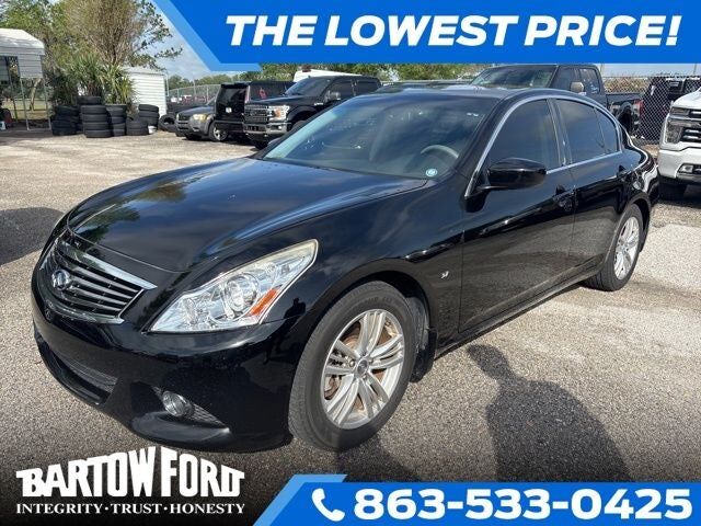 2015 INFINITI Q40