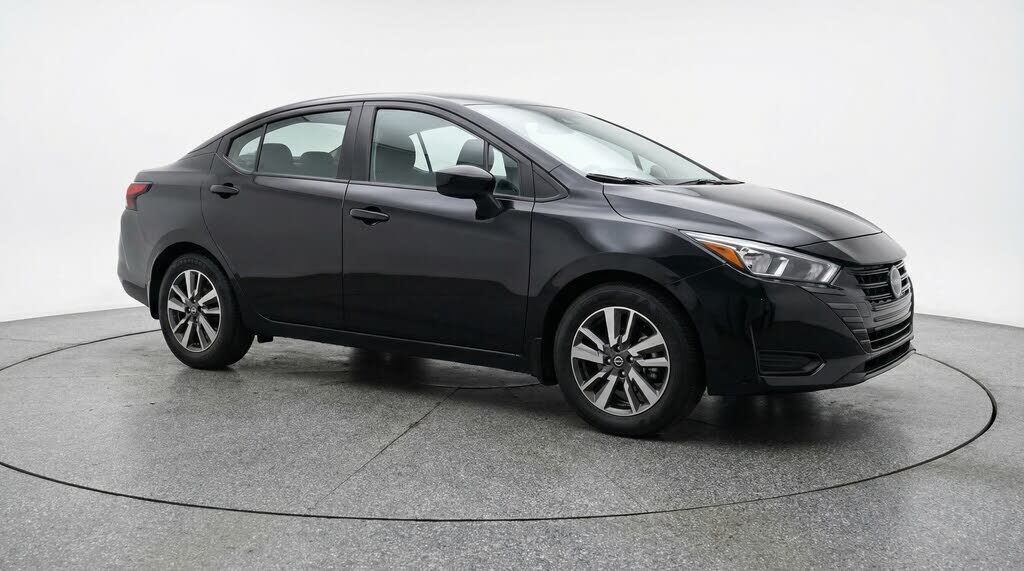 2025 NISSAN Versa