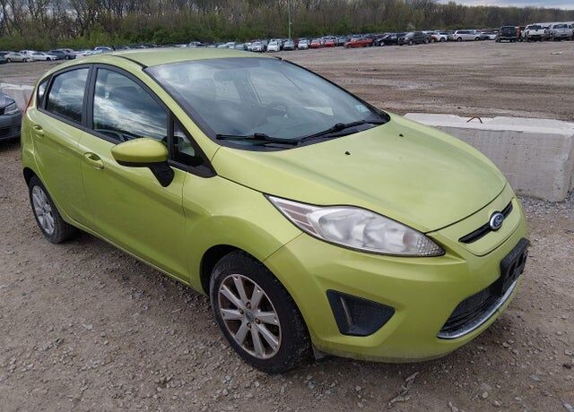2011 FORD Fiesta