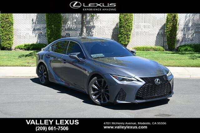 2021 LEXUS IS