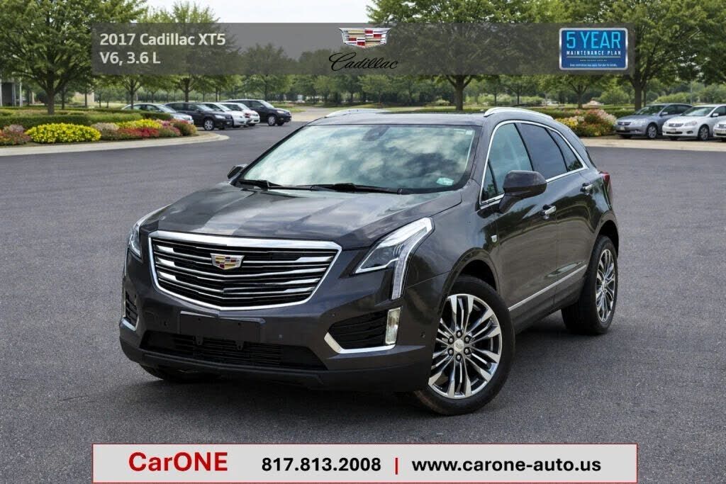 2017 CADILLAC XT5