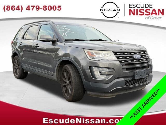 2017 FORD Explorer