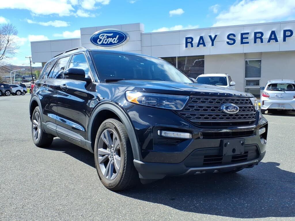 2022 FORD Explorer