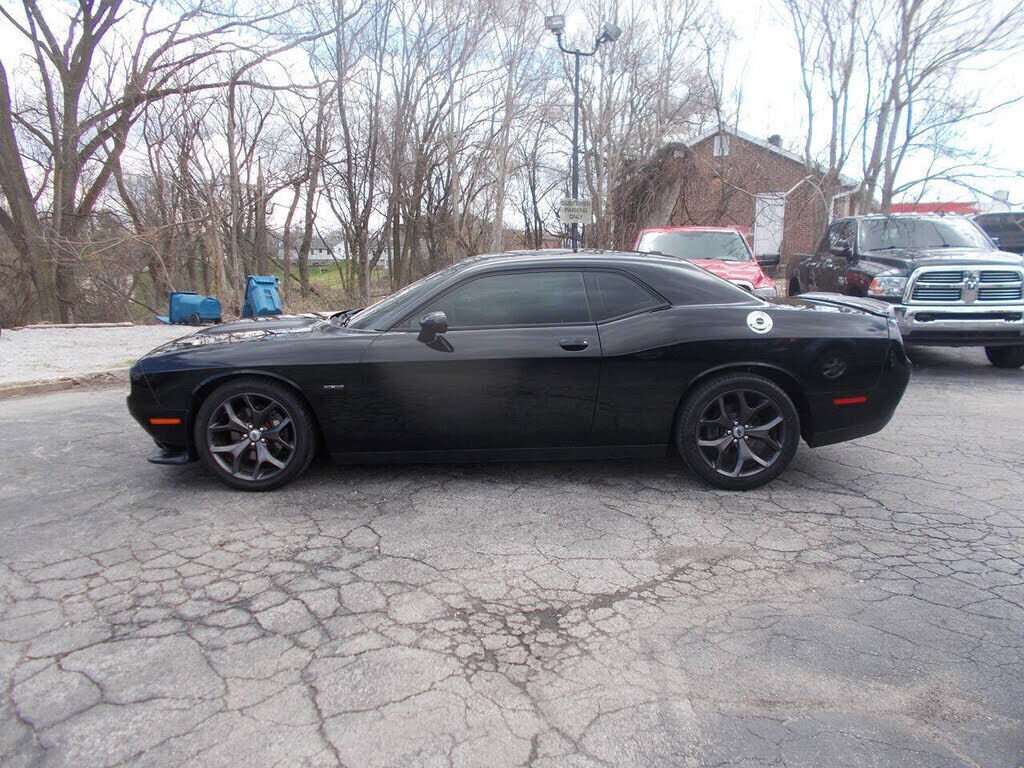 2019 DODGE Challenger