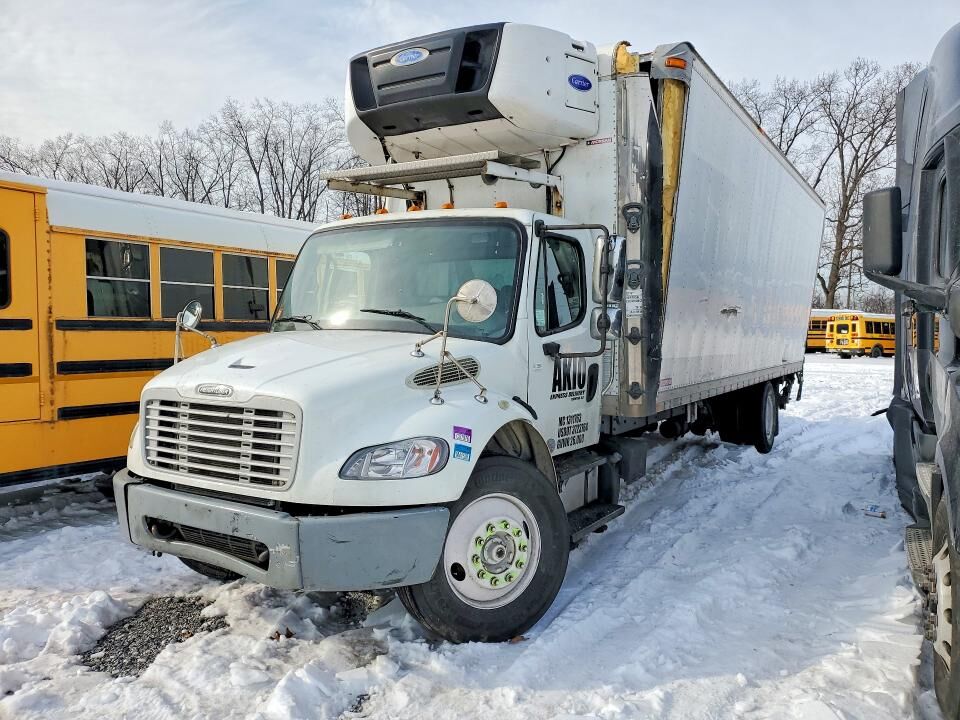 2015 FREIGHTLINER M2