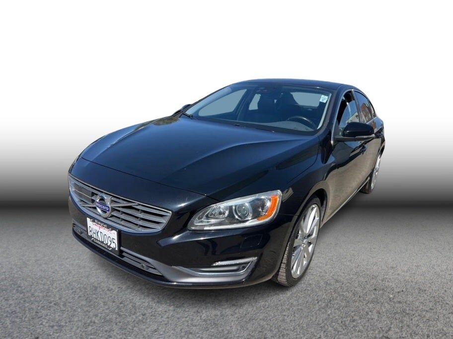 2016 VOLVO S60