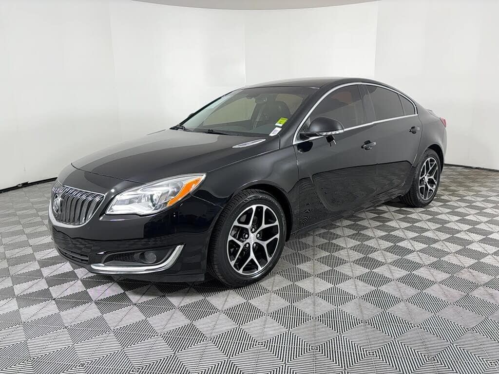 2017 BUICK Regal