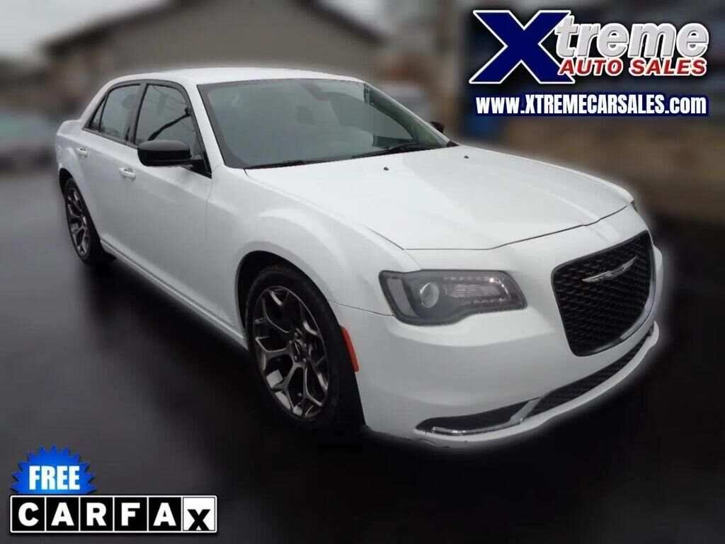 2018 CHRYSLER 300