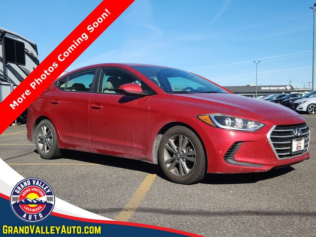 2017 HYUNDAI Elantra