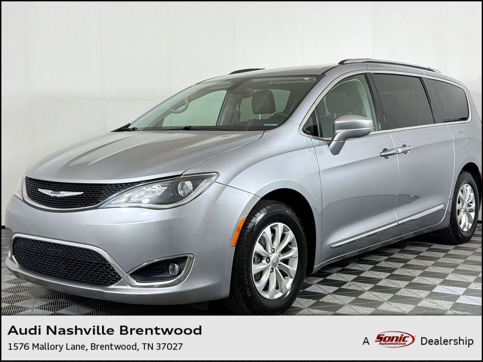 2019 CHRYSLER Pacifica