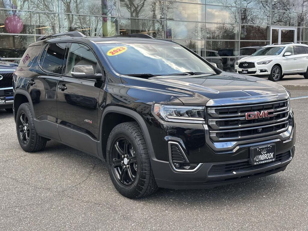 2023 GMC Acadia
