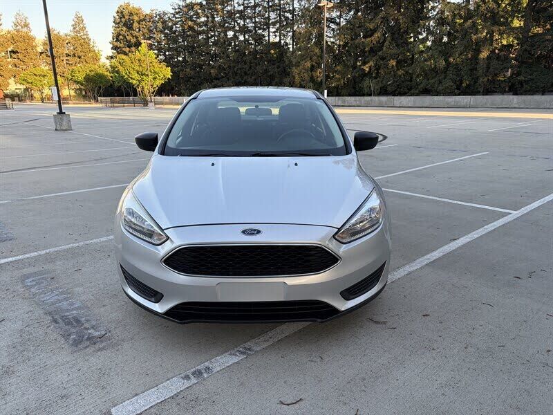 2017 FORD Focus