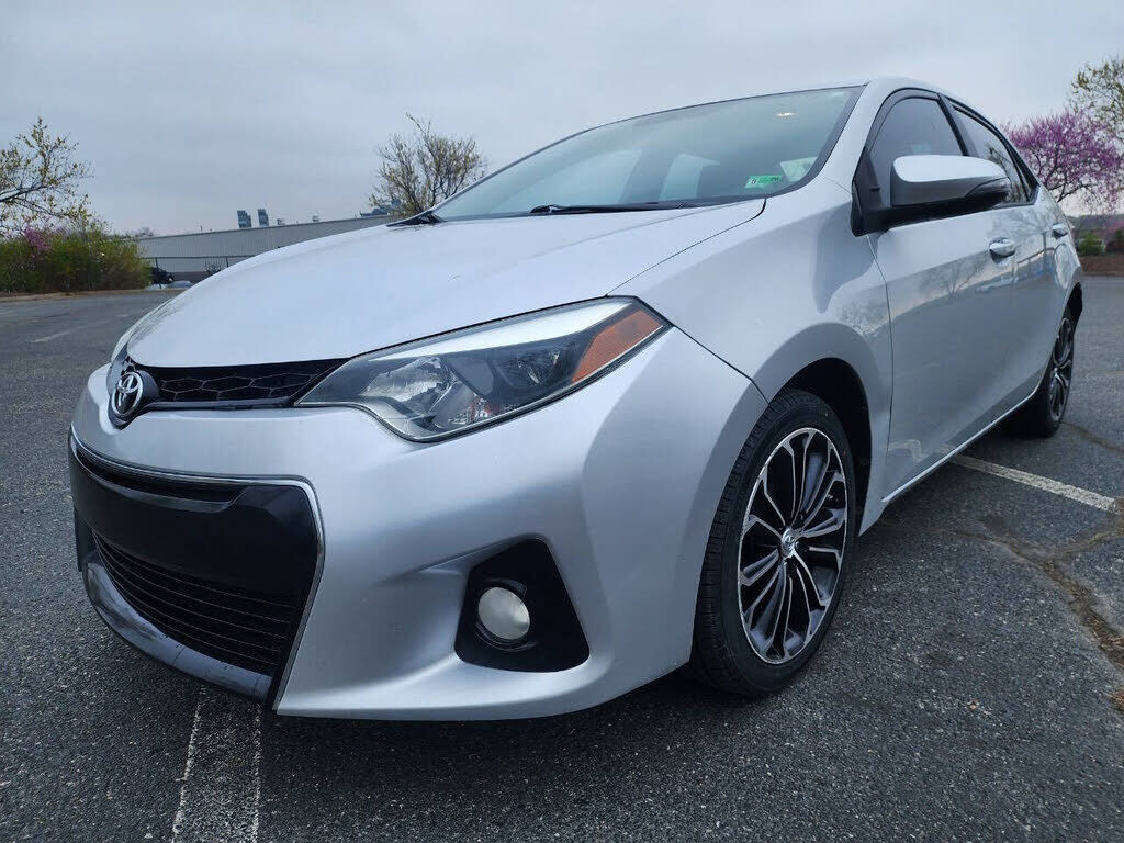2015 TOYOTA Corolla
