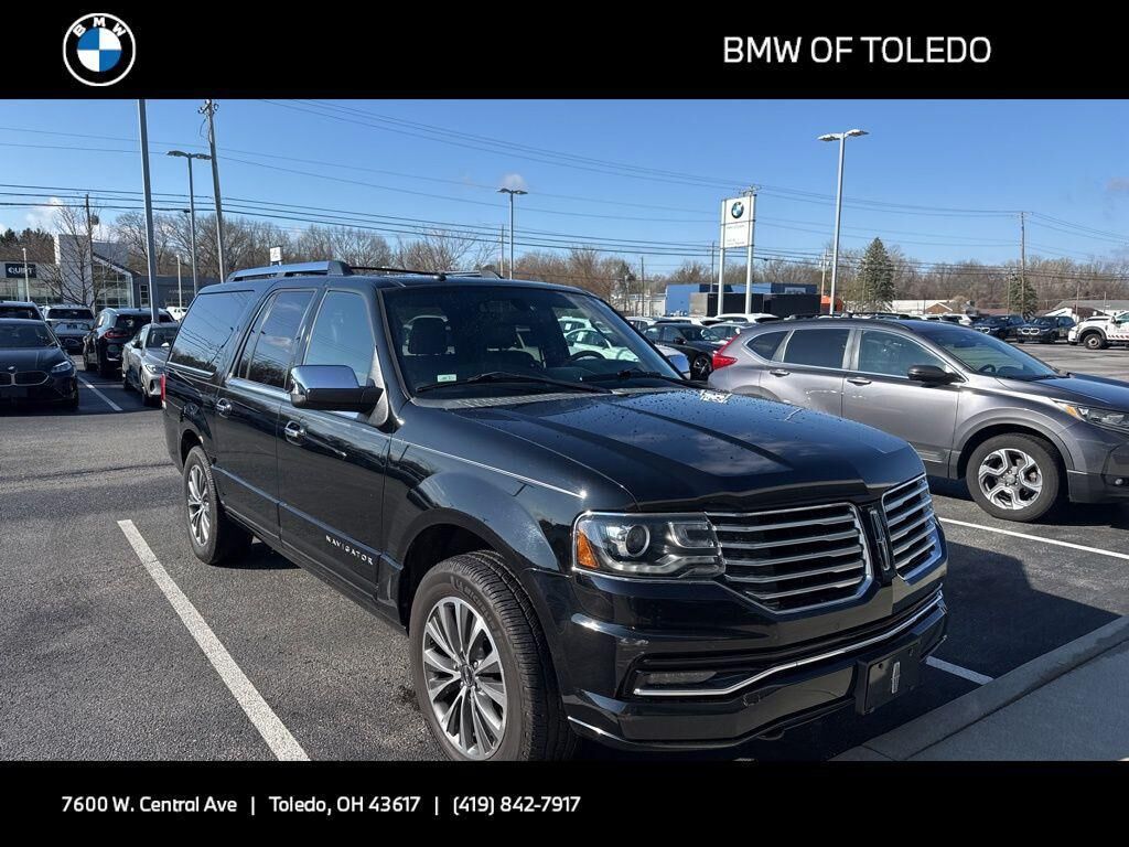 2017 LINCOLN Navigator L