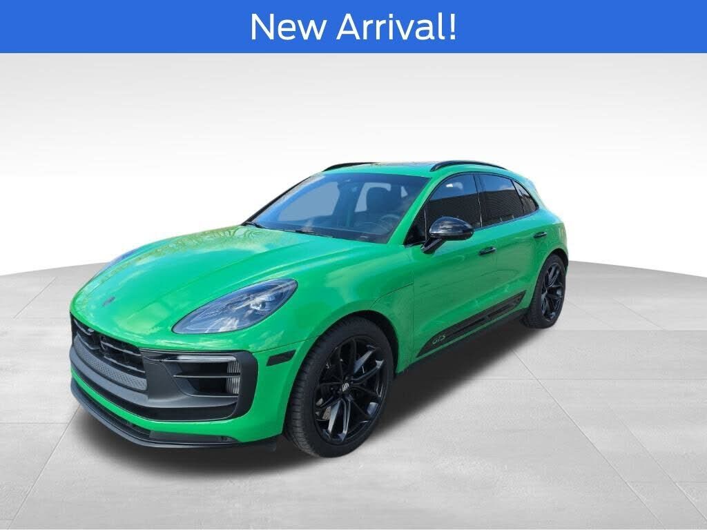 2023 PORSCHE Macan