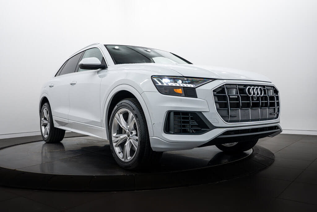 2023 AUDI Q8