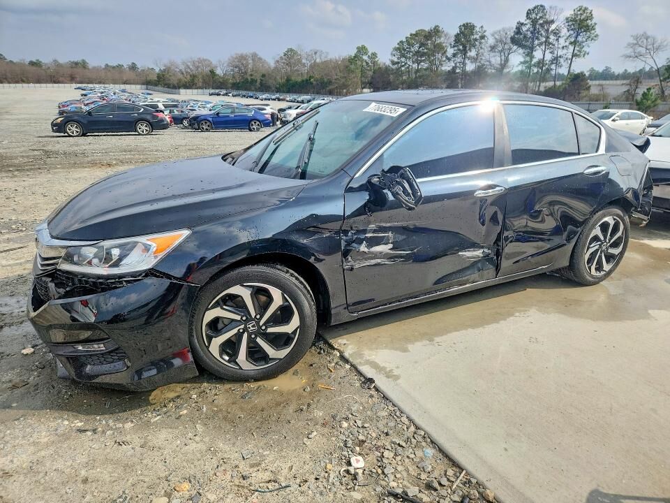 2017 HONDA Accord