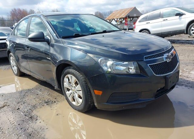 2013 CHEVROLET Cruze