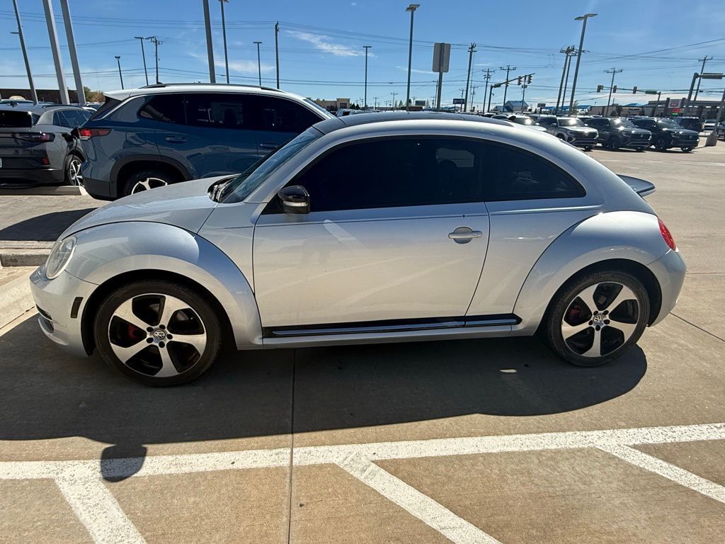 2013 VOLKSWAGEN Beetle
