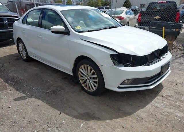 2016 VOLKSWAGEN Jetta