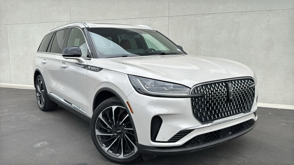 2025 LINCOLN Aviator