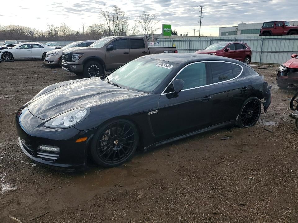 2010 PORSCHE Panamera