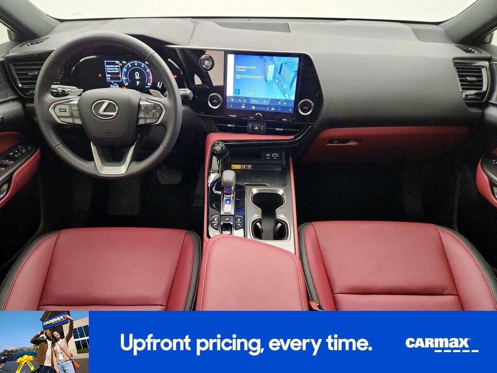 2025 LEXUS NX