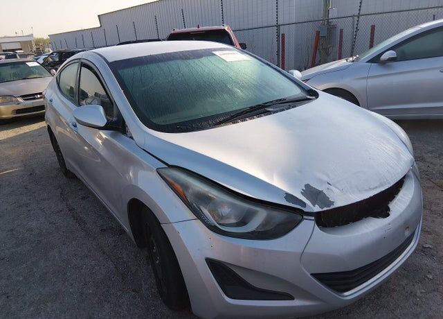 2016 HYUNDAI Elantra