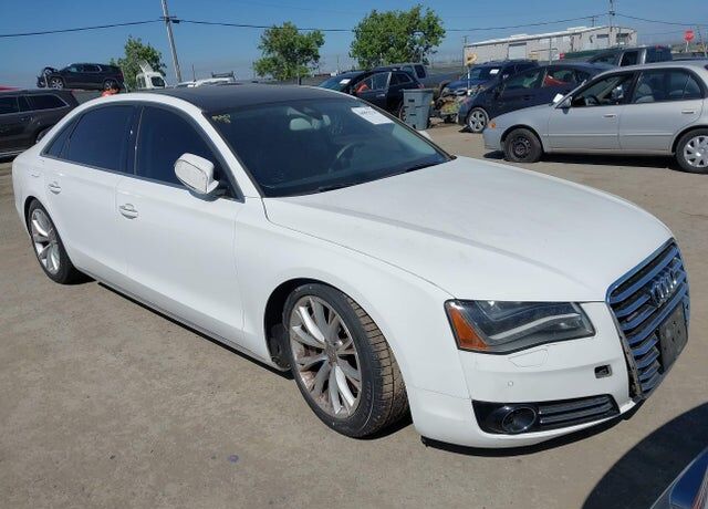 2011 AUDI A8