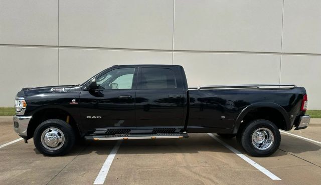2022 RAM 3500
