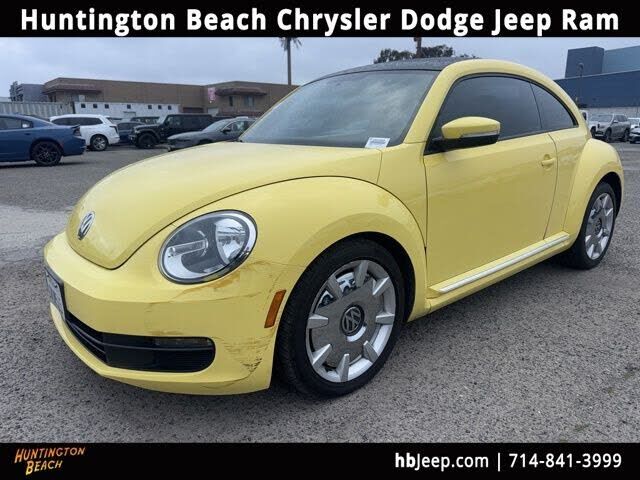 2012 VOLKSWAGEN Beetle
