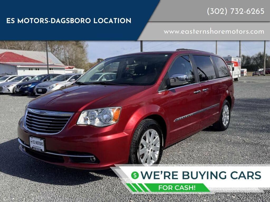 2011 CHRYSLER Town and Country