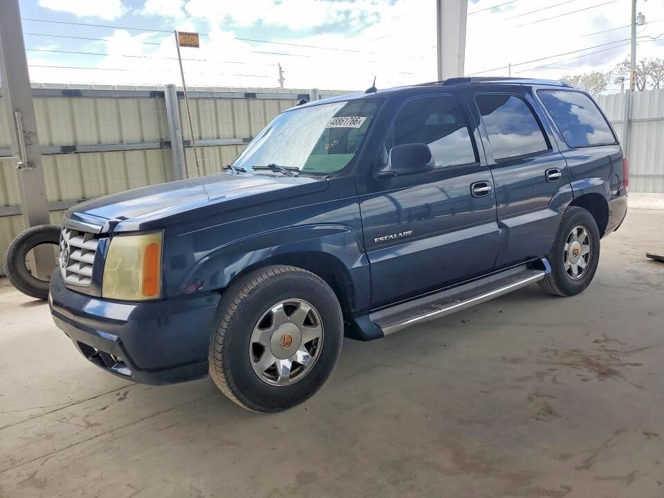 2004 CADILLAC Escalade