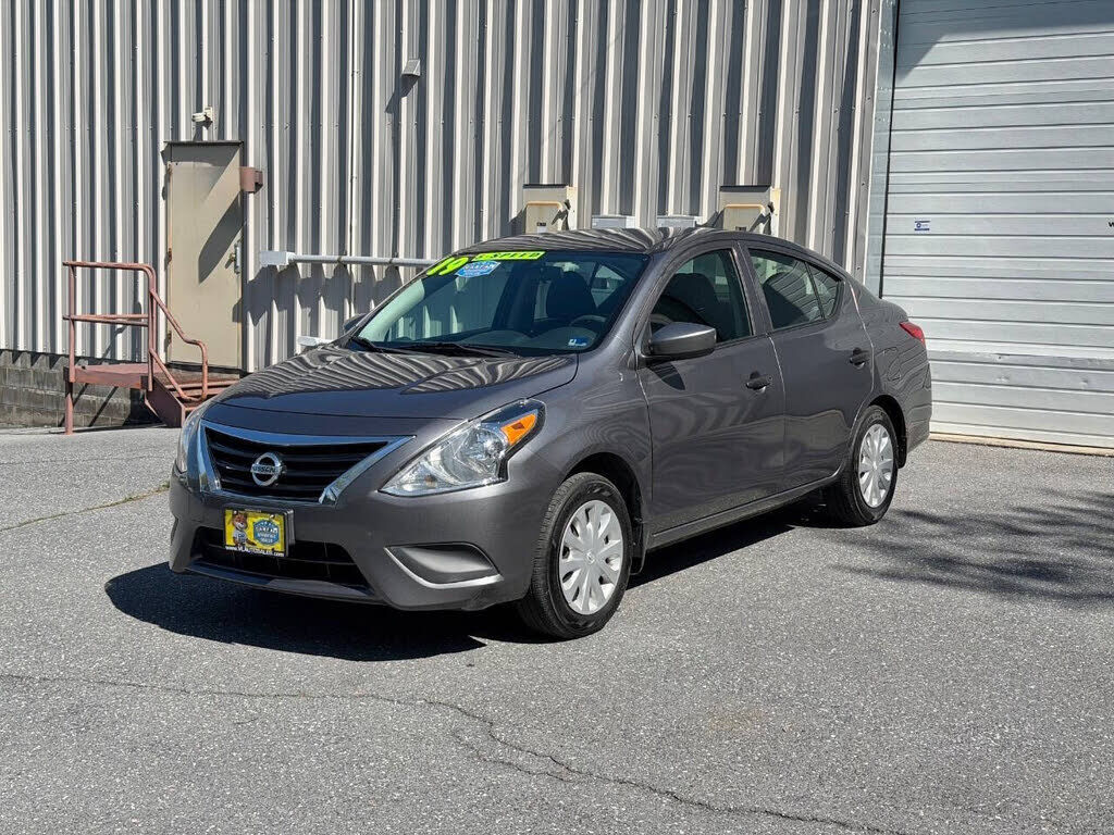2019 NISSAN Versa