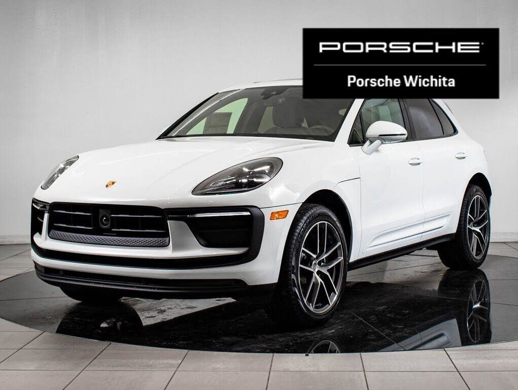 2026 PORSCHE Macan