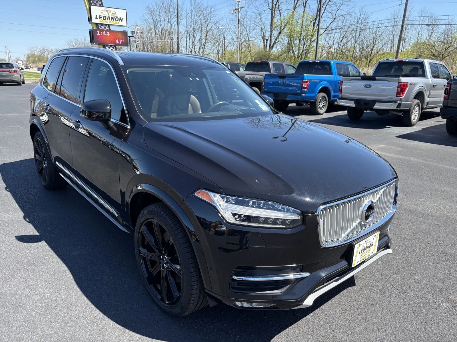 2019 VOLVO XC90