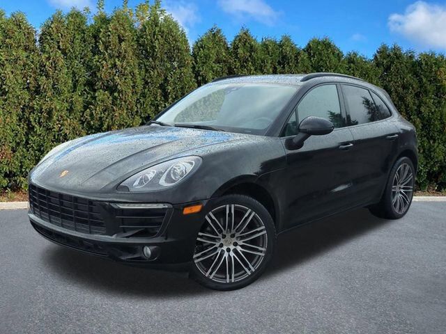 2018 PORSCHE Macan
