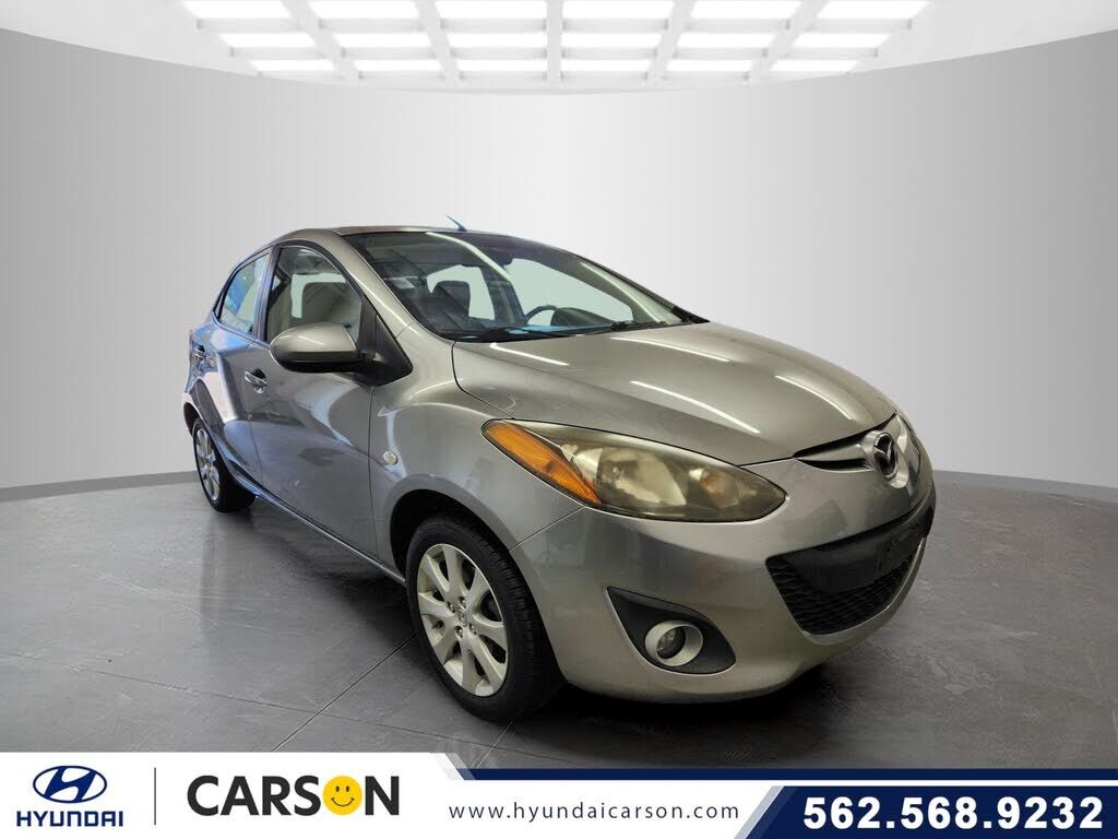 2011 MAZDA Mazda2