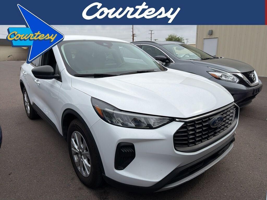 2024 FORD Escape