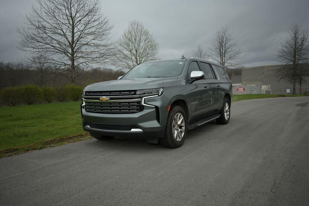 2023 CHEVROLET Suburban