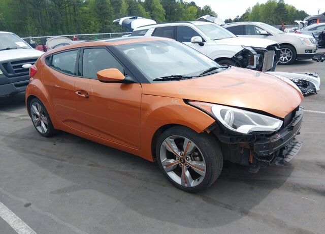 2013 HYUNDAI Veloster