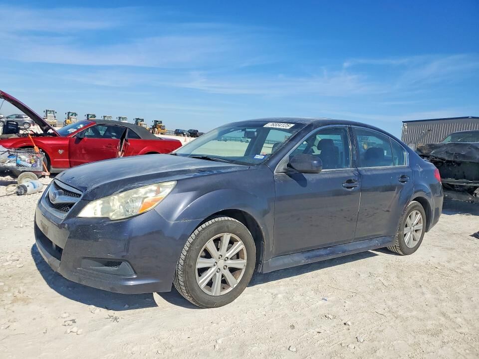 2011 SUBARU Legacy