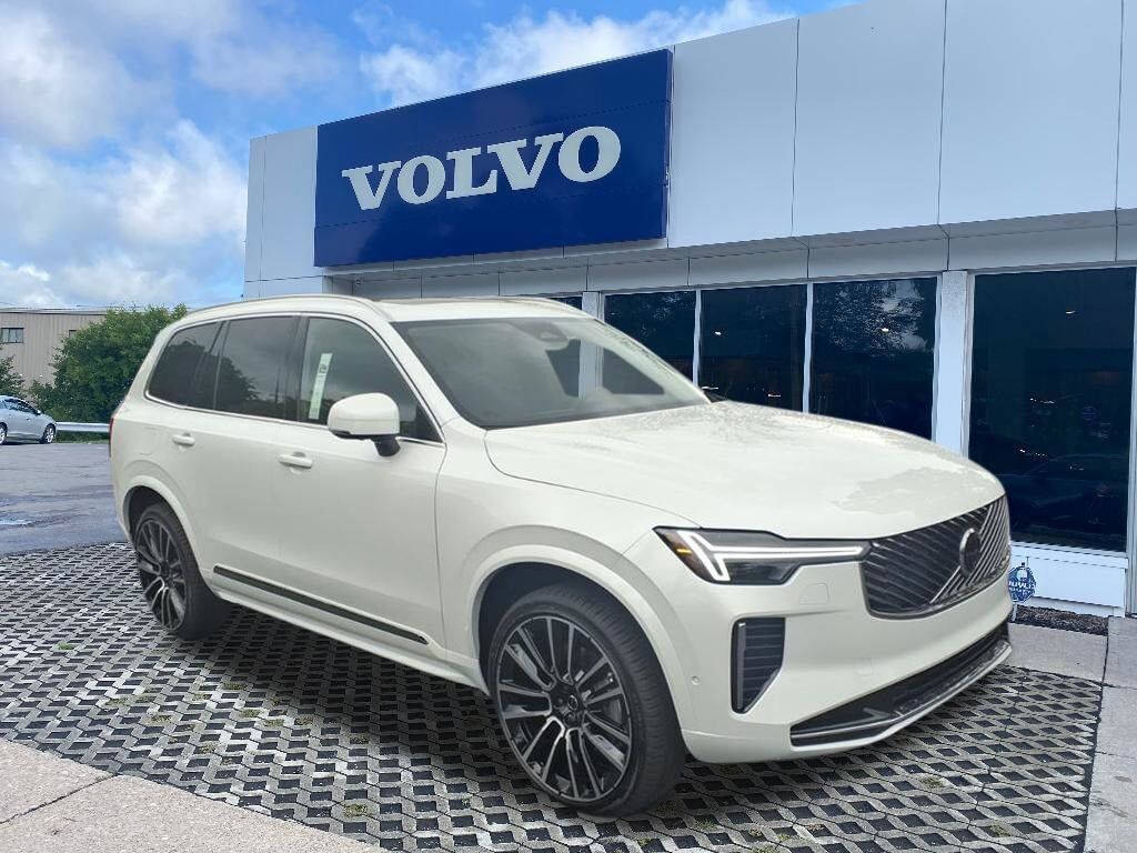 2026 VOLVO XC90