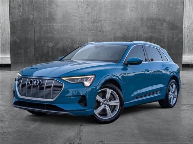 2019 AUDI e-tron