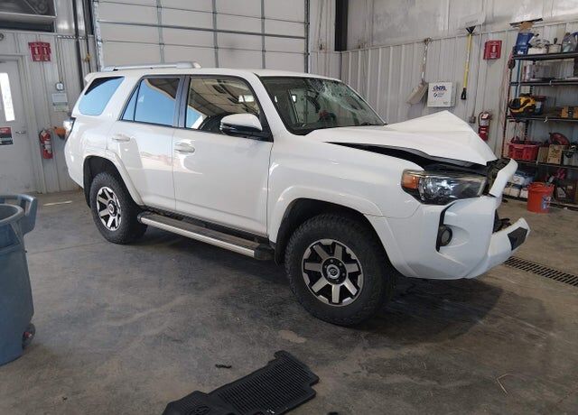 2017 TOYOTA 4-Runner