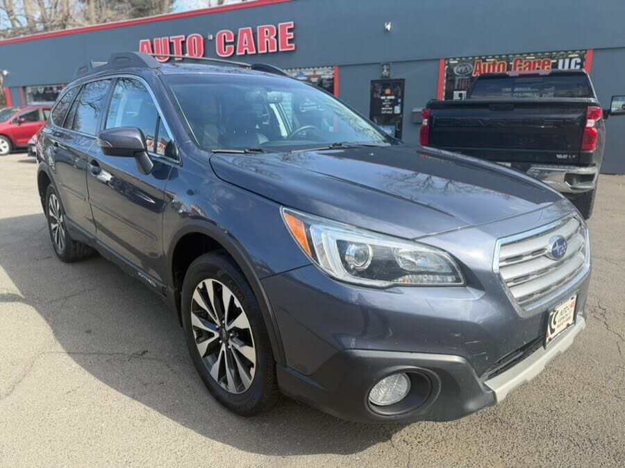 2017 SUBARU Outback