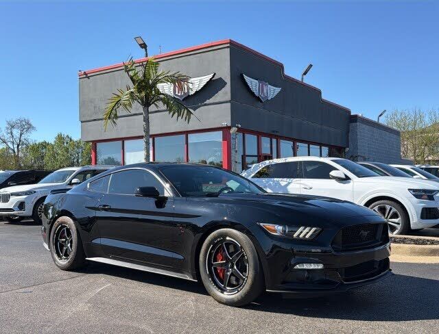 2015 FORD Mustang