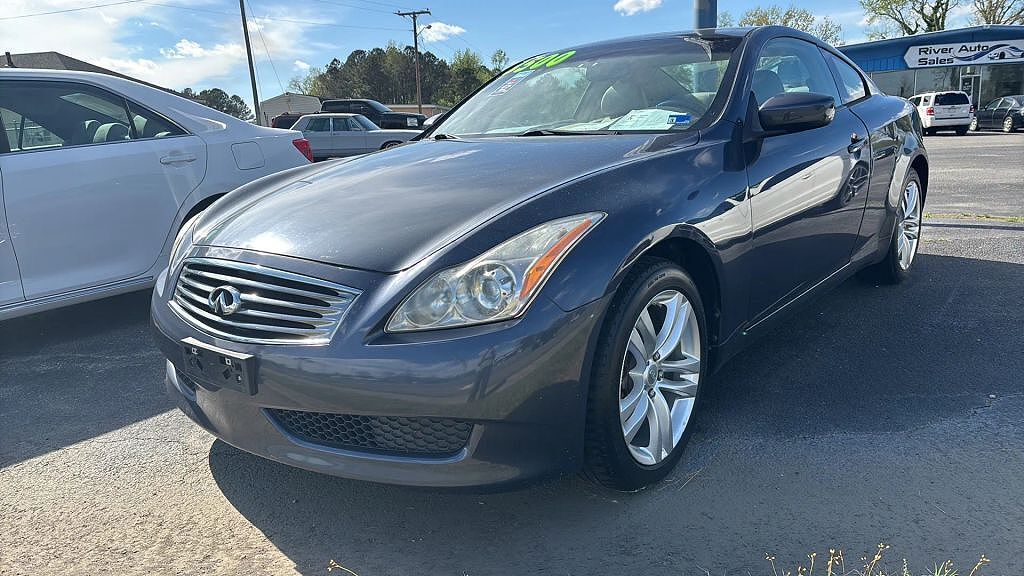 2010 INFINITI G37